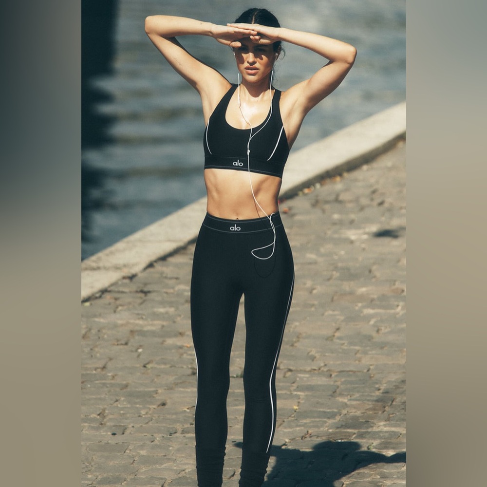 ALO Yoga Airlift High Waist Suit Up Black Leggings